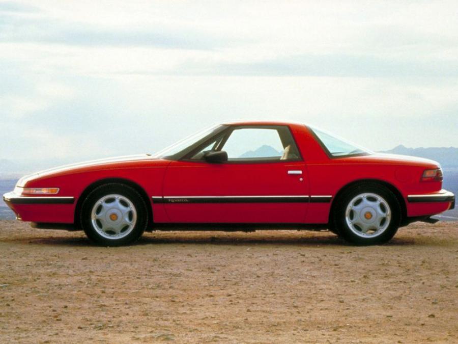  Buick Reatta 1988 года  (фото 2 из 11)